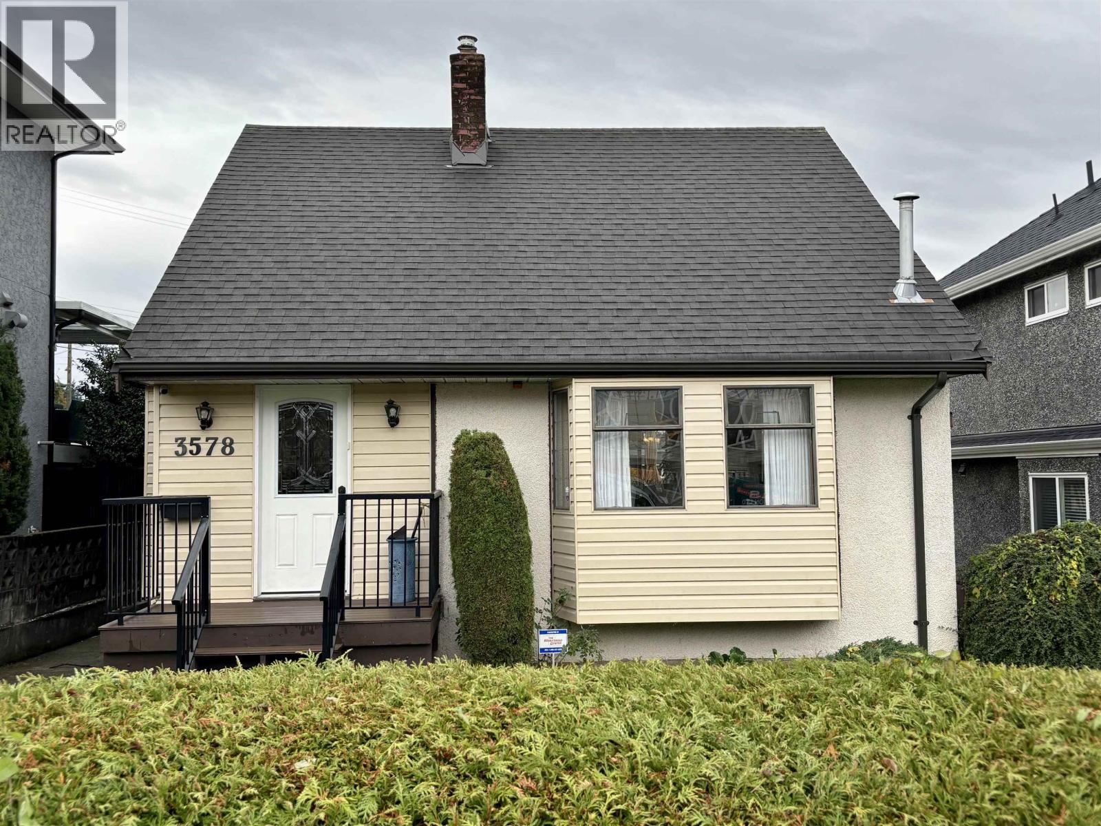 3578 Haida Dr, Vancouver, BC V5M 3Z4