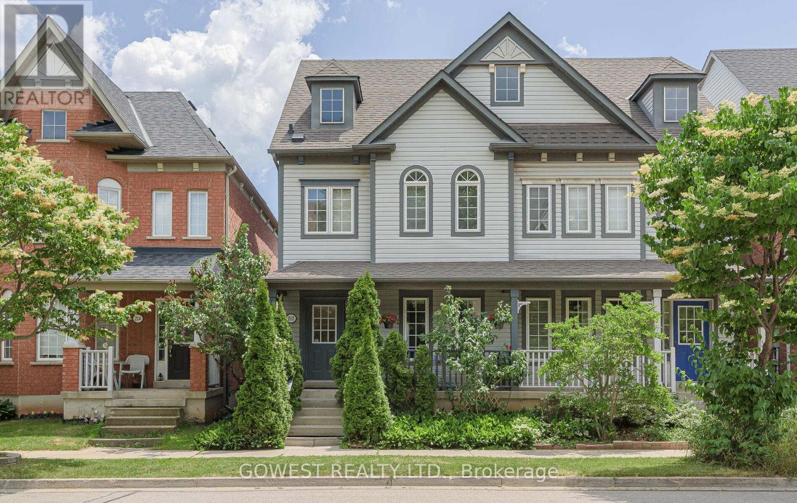 212 Roxton Rd, Oakville, ON L6H 6M8