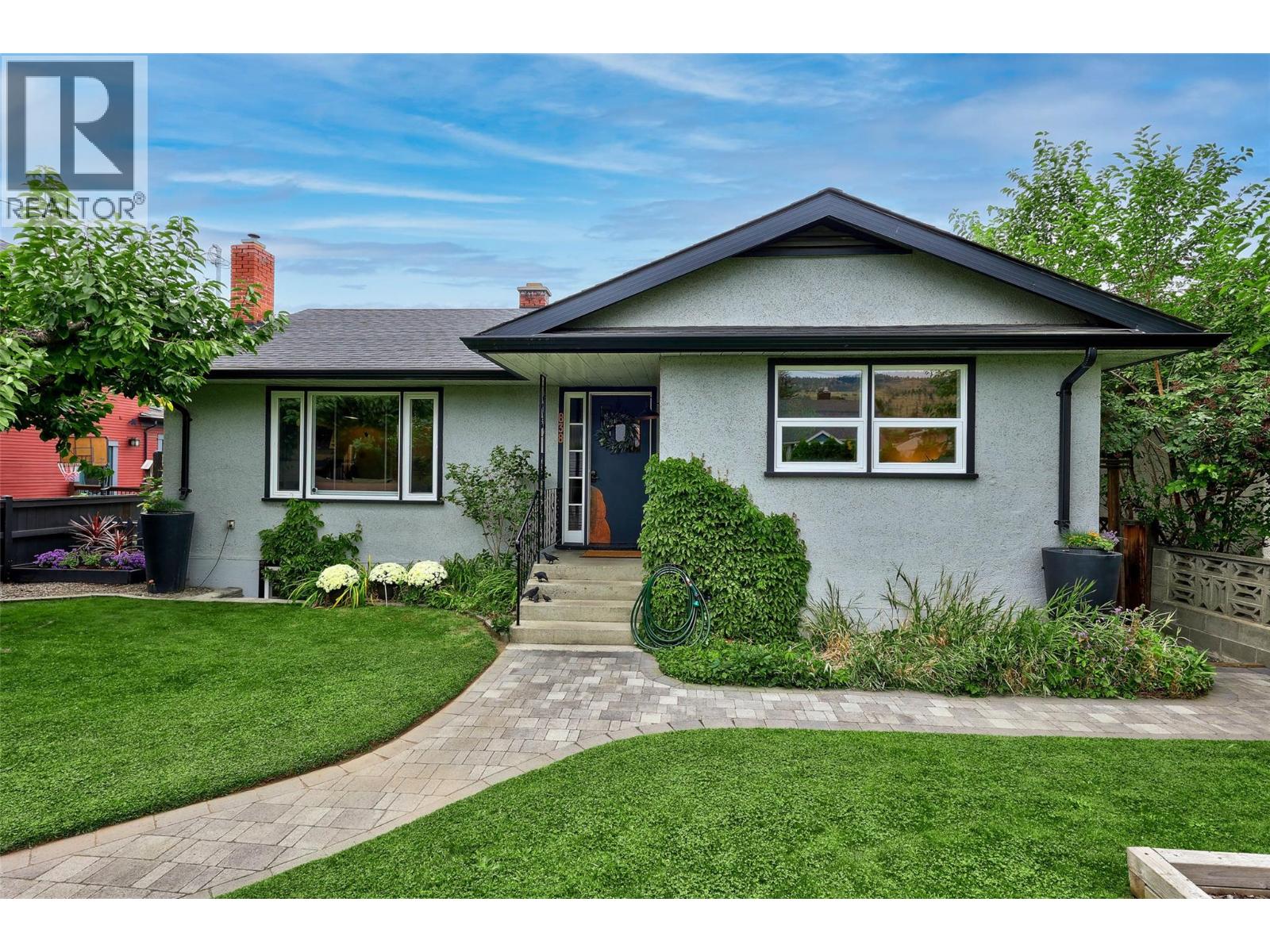 838 Nicola St, Kamloops, BC V2C 2R7