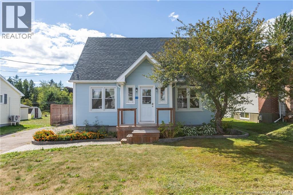 11 Bulmer Ln, Sackville, NB E4L 3R3