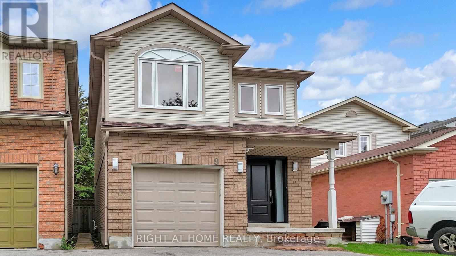 9 Kershaw St, Clarington, ON L1C 4S4