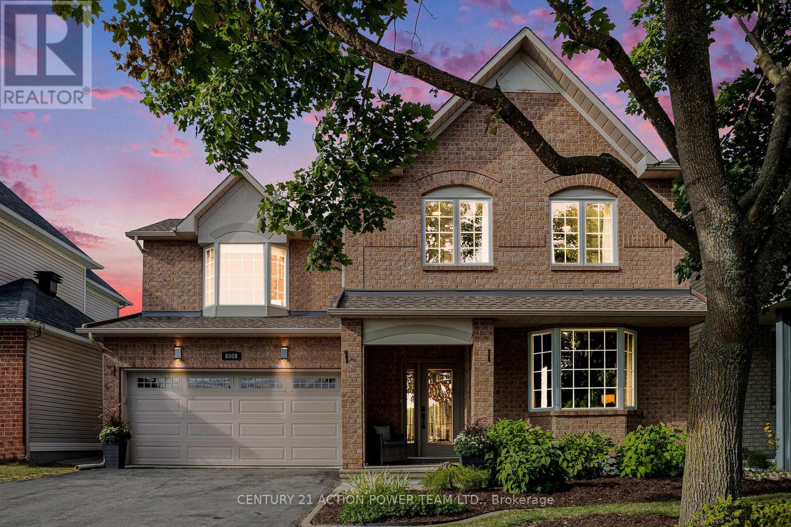 6008 Longleaf Dr, Ottawa, ON K1W 1J2