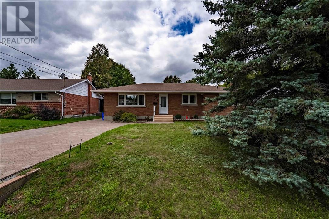 817 Delaware Ave, Sudbury, ON P3A 3X5