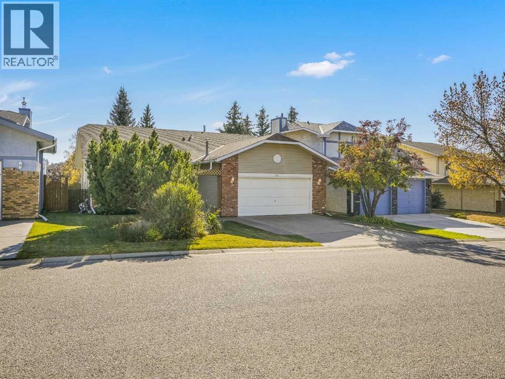 76 Wood Valley Rise SW, Calgary, AB T2W 5S5