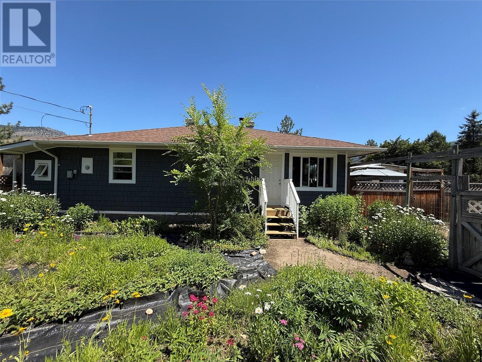 6638 Como St, Grand Forks, BC V0H 1H4