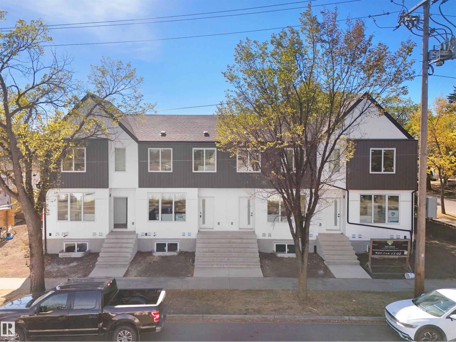 122 Av Nw Unit 10121, Edmonton, AB T5G 2C3