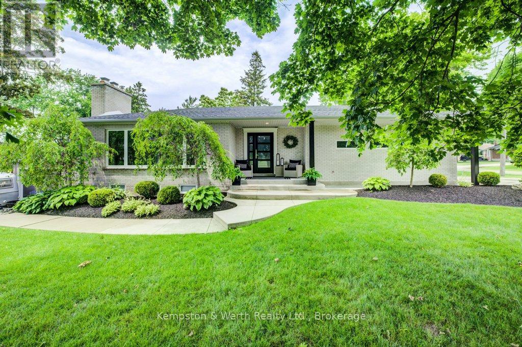 34 Jackson Cres, North Perth Listowel, ON N4W 1K3