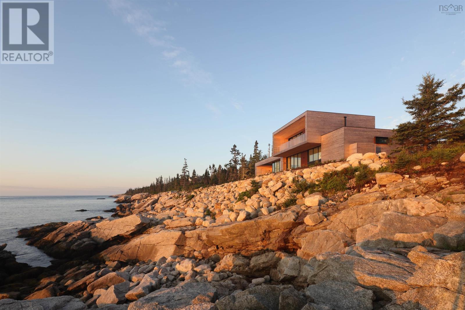 38 Island Watch Run, Northwest Cove, NS B0J 1T0