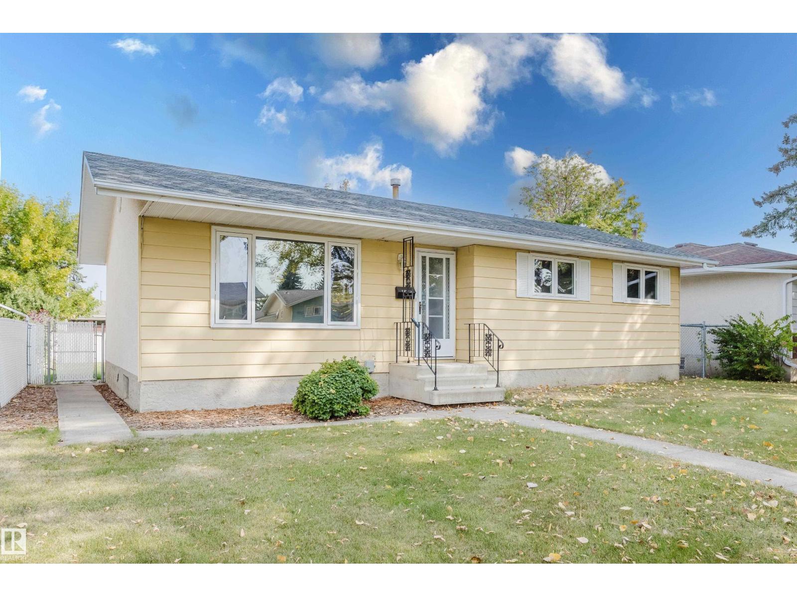175 Brookwood Dr, Spruce Grove, AB T7X 1G6