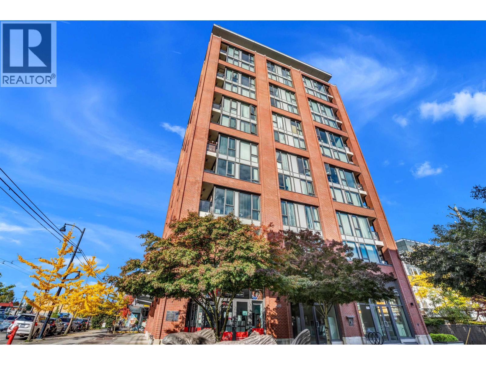 2689 Kingsway Unit 316, Vancouver, BC V5R 0C3