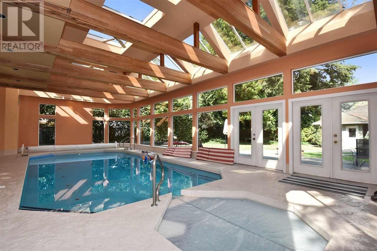5790 Adera St, Vancouver, BC V6M 3J2