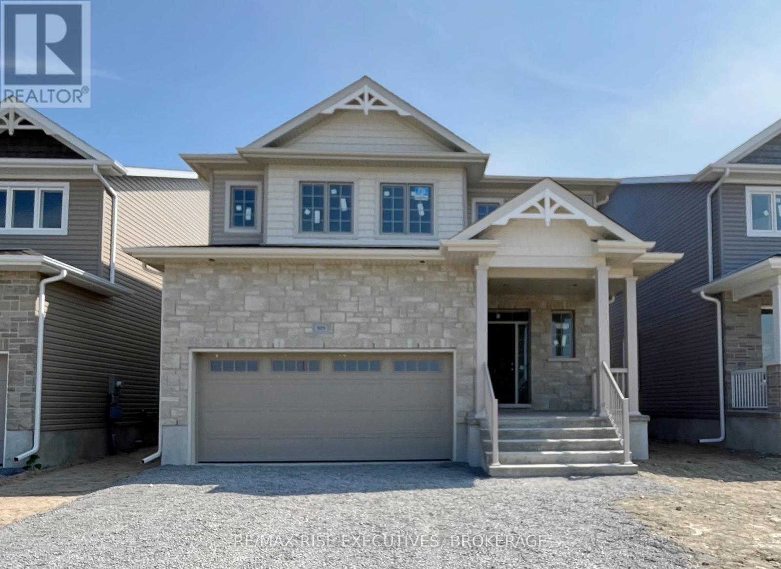 929 Goodwin Dr, Kingston, ON K7P 0P7
