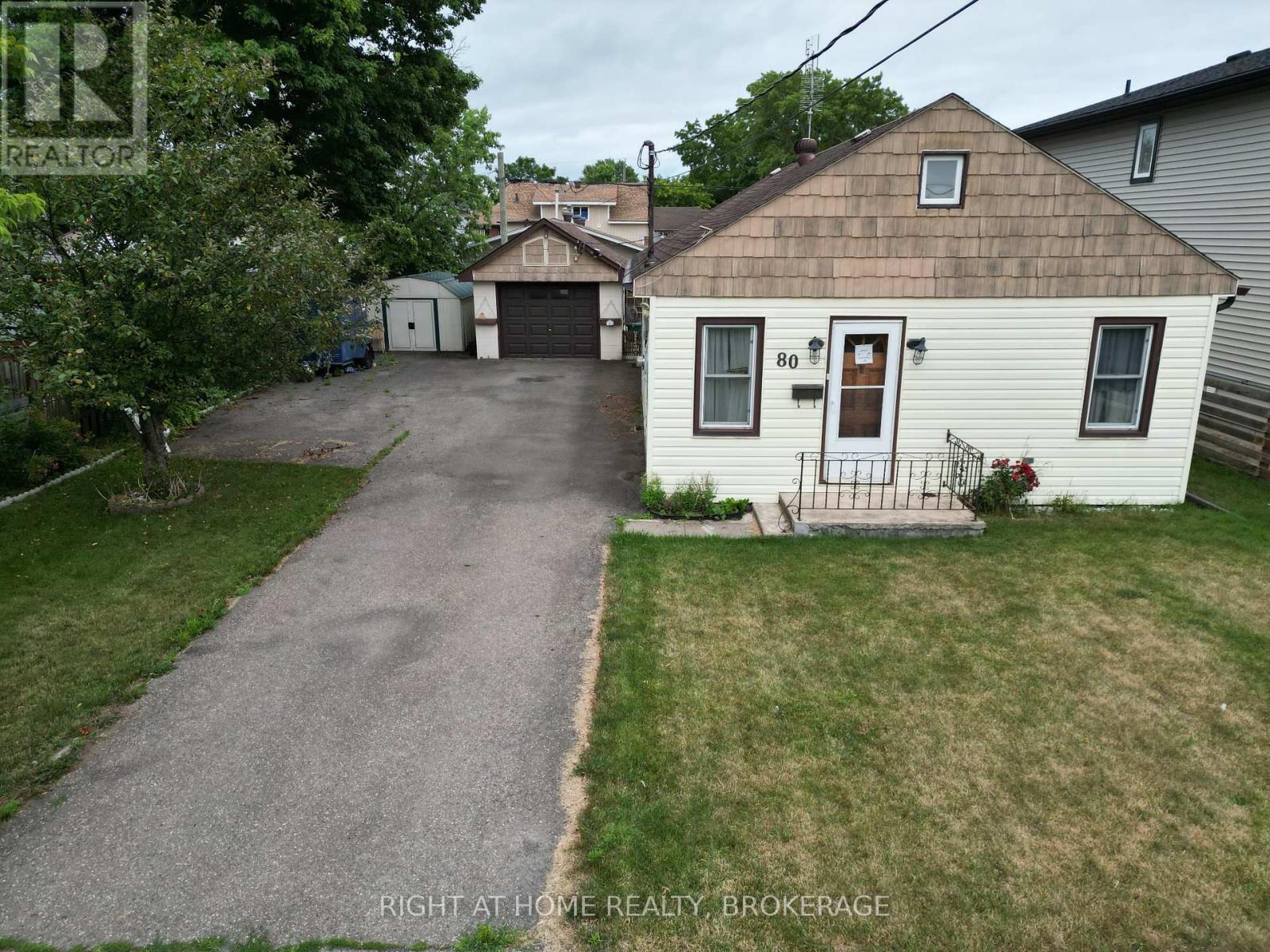 80 Knoll St, Port Colborne, ON L3K 5A6