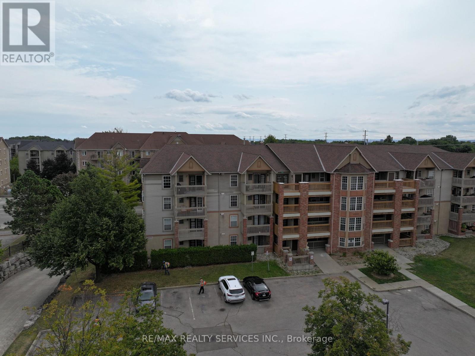 412 4005 Kilmer Dr, Burlington, ON L7M 4M2