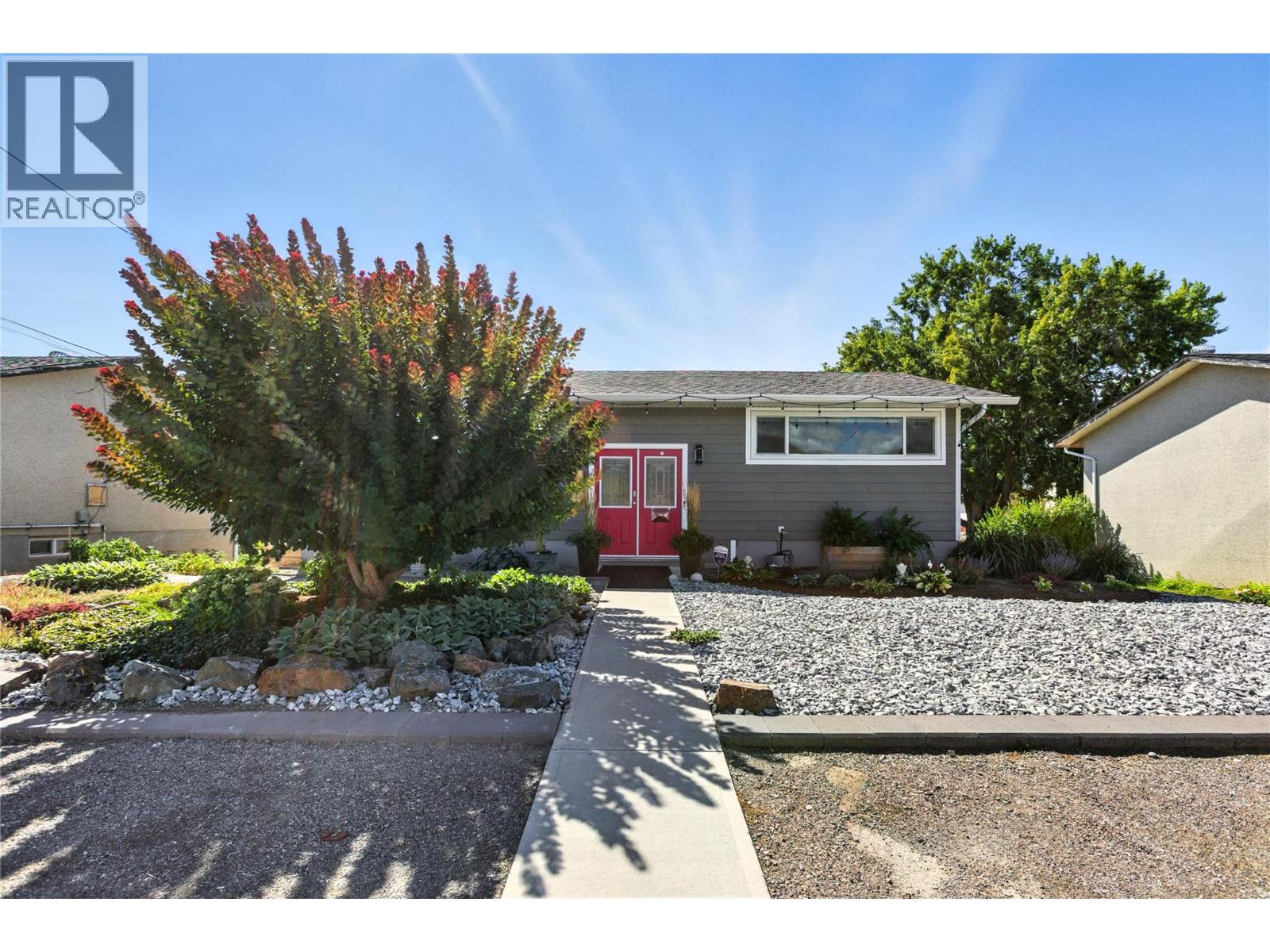 891 Pembroke Ave, Kamloops, BC V2B 1Z2
