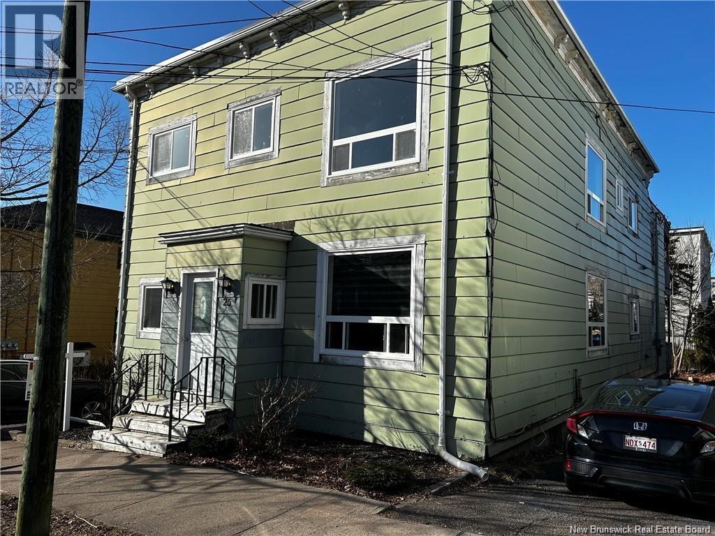 25 Clarendon St, Saint John, NB E2K 1A3