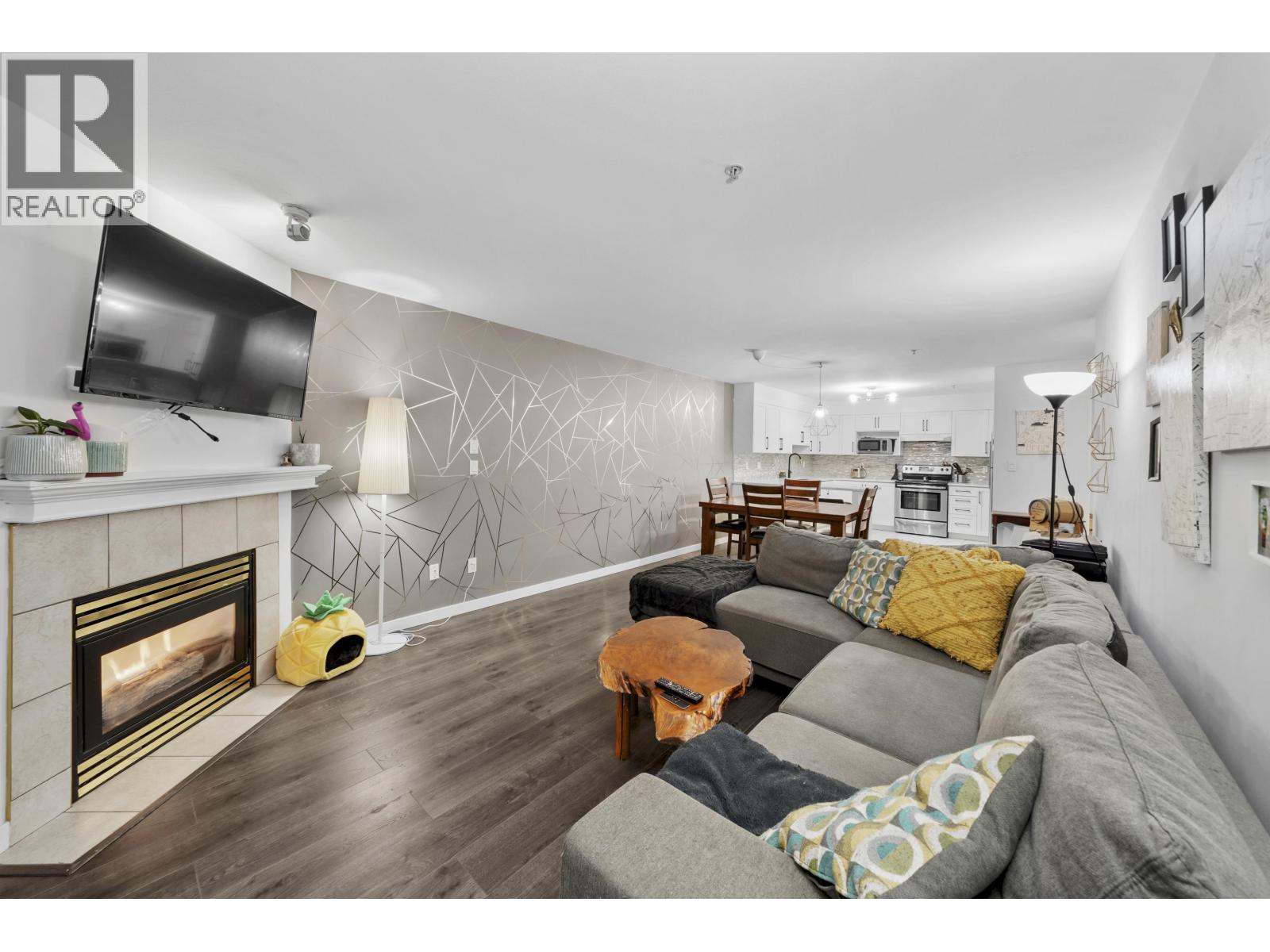 121 Shoreline Circle Unit 311, Port Moody, BC V3H 5G2