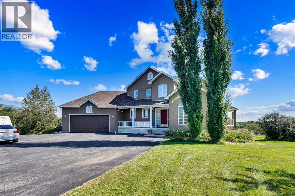 39 Lone Pine Cres, Calgary, AB T3R 1B9