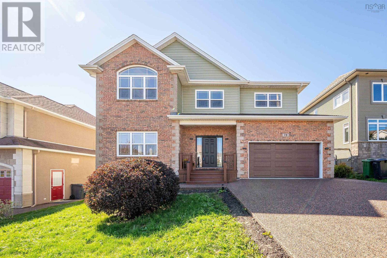 78 Drillio Cres, Halifax, NS B3N 3K7