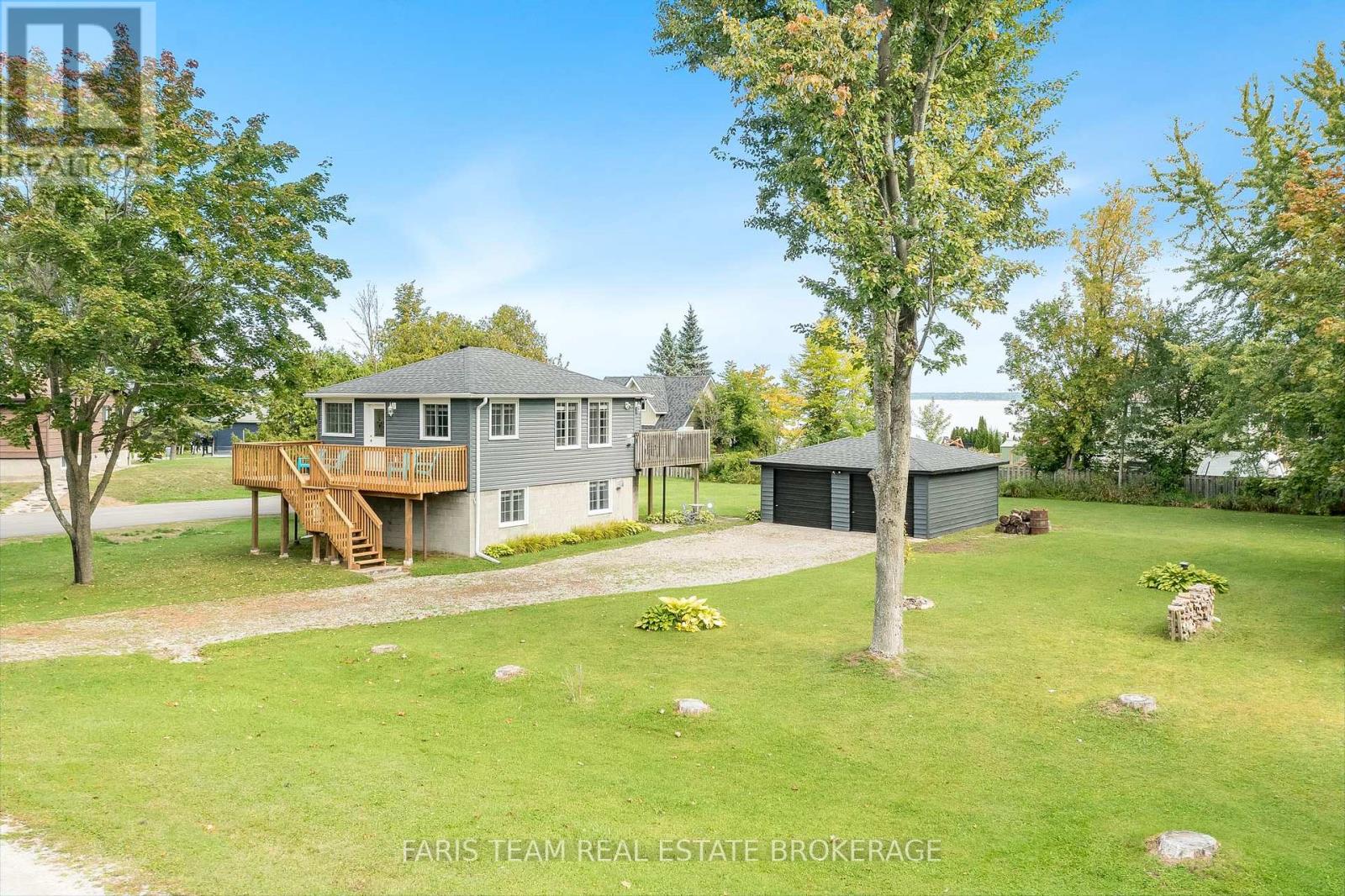 11 Tanners Rd, Tay, ON L0K 2C0