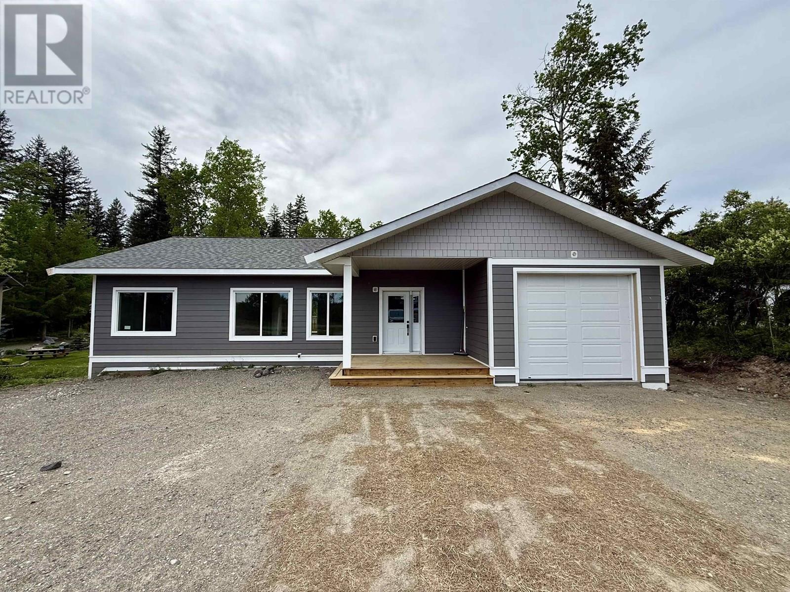 4724 Chilcotin Crescent, 108 Mile Ranch, BC V0K 2Z0