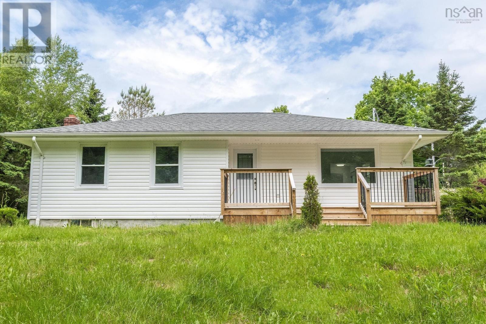 1041 Chapel Rd, Canning, NS B0P 1H0