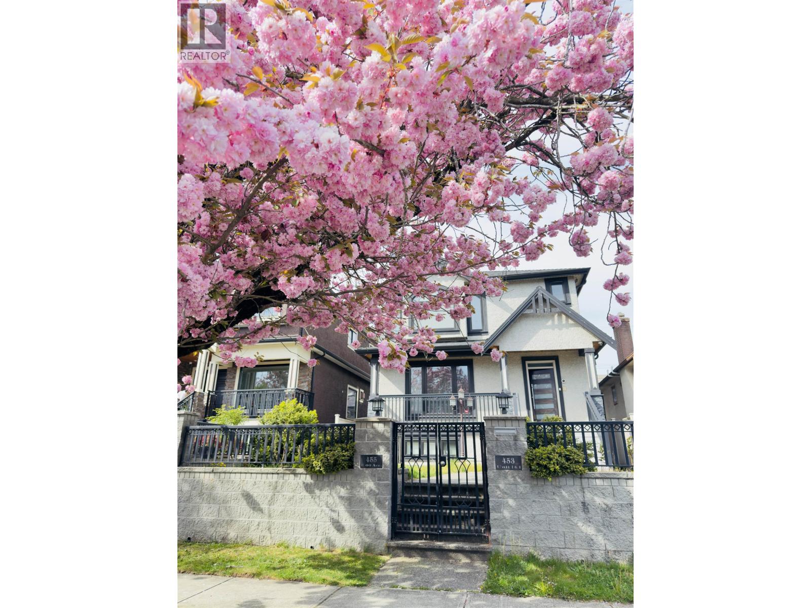 455 E 60th Ave, Vancouver, BC V5X 2A1