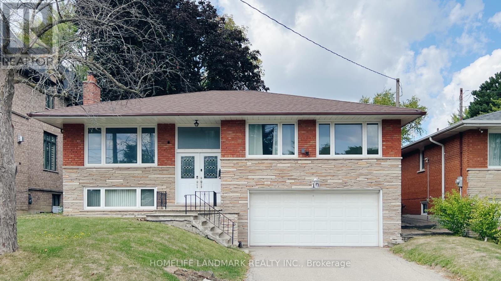 10 Silverview Dr, Toronto Newtonbrook East, ON M2M 2B2