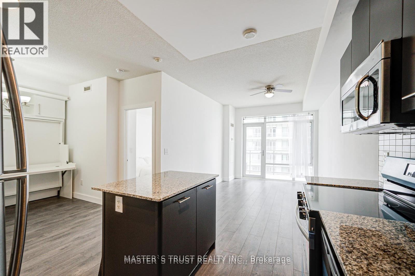 360 Square One Dr, Mississauga, ON L5B 0G7