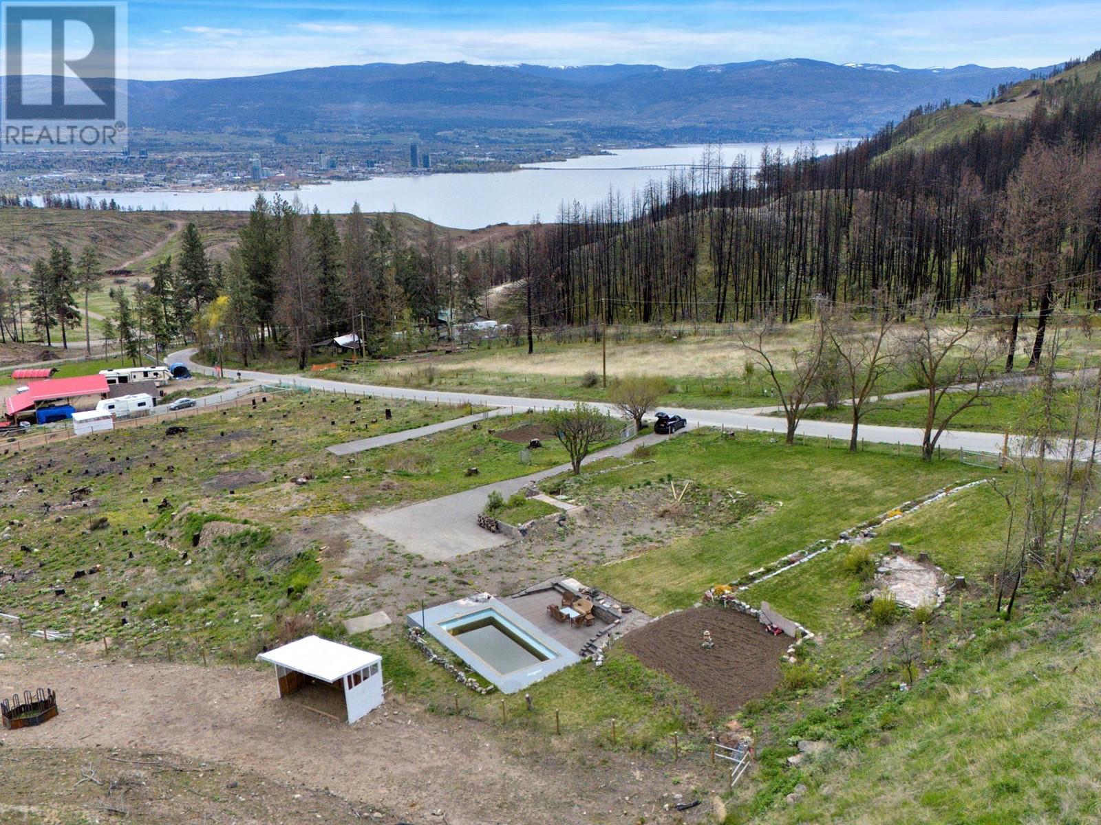716 Petterson Rd, West Kelowna, BC V1Z 3T6