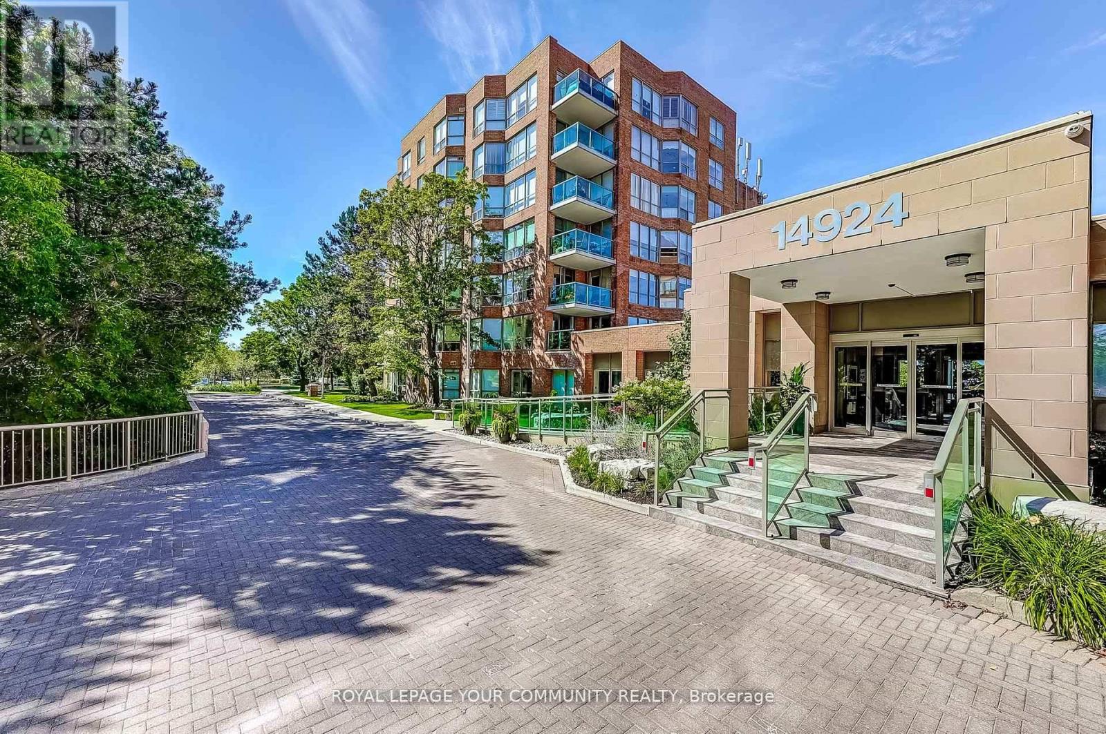 114 14924 Yonge St, Aurora, ON L4G 2K8