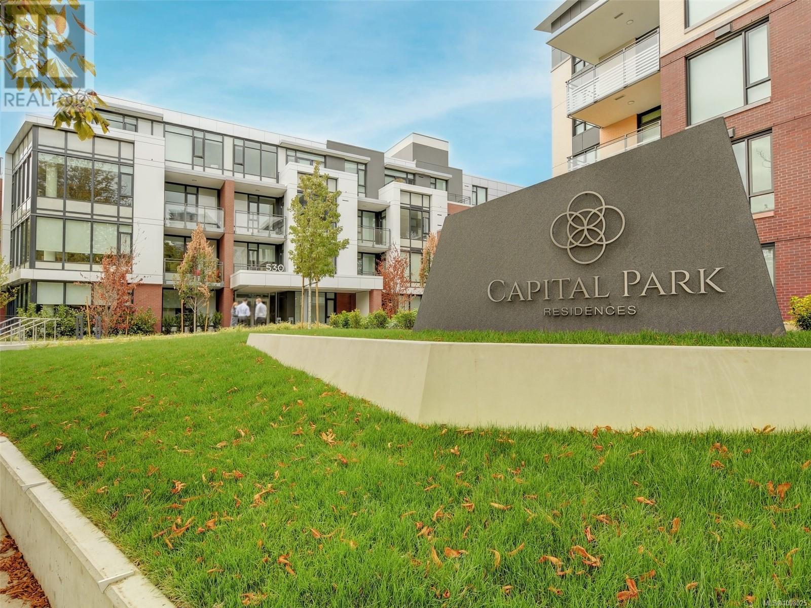 530 Michigan St Unit 104 St, Victoria, BC V8V 0G2
