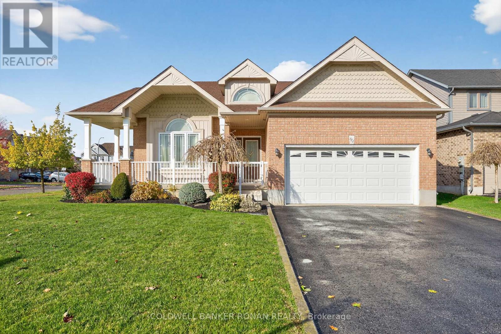 121 Gray Ave, New Tecumseth, ON L9R 0G4
