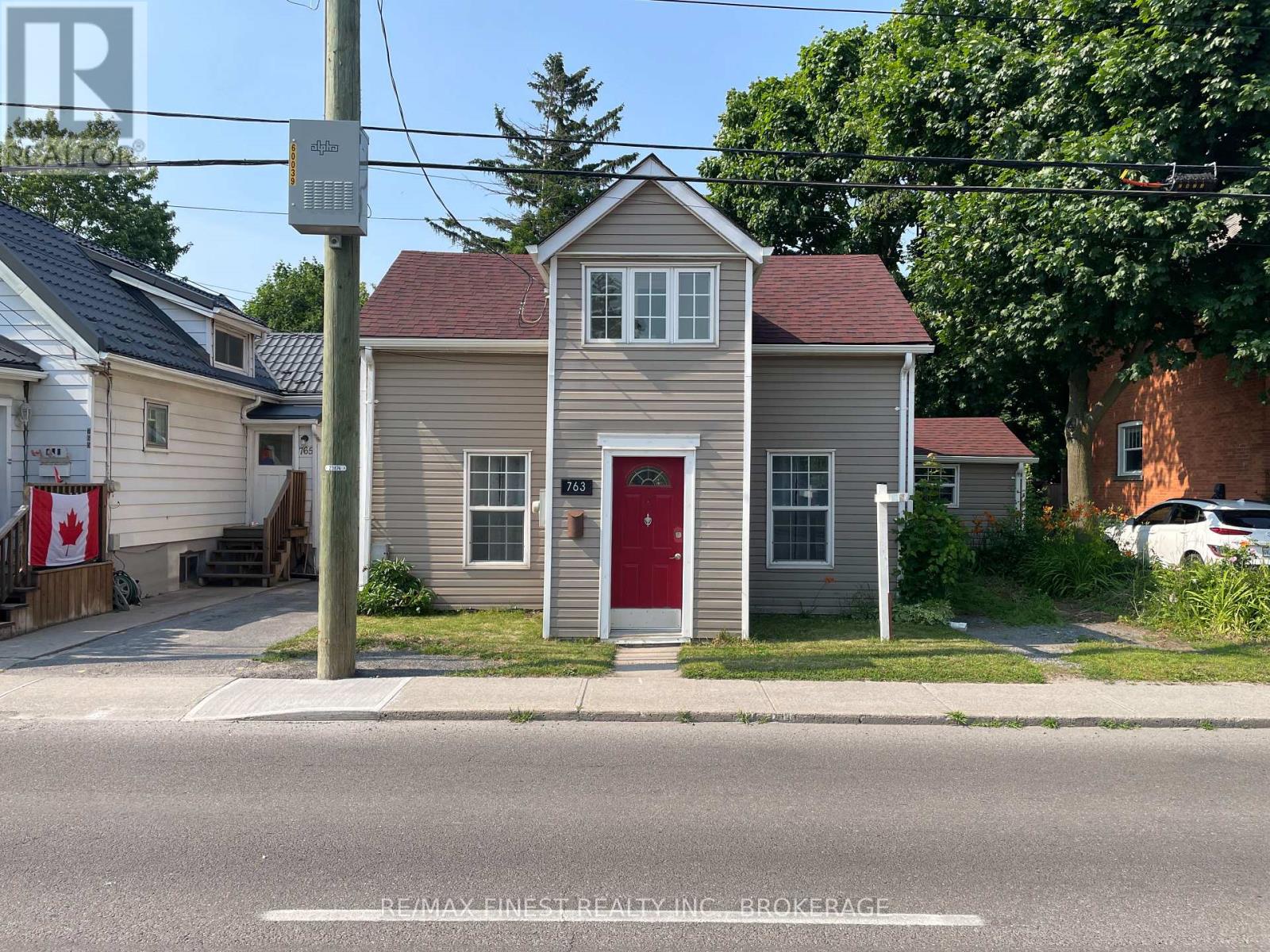 763 King St W, Kingston, ON K7M 2G4