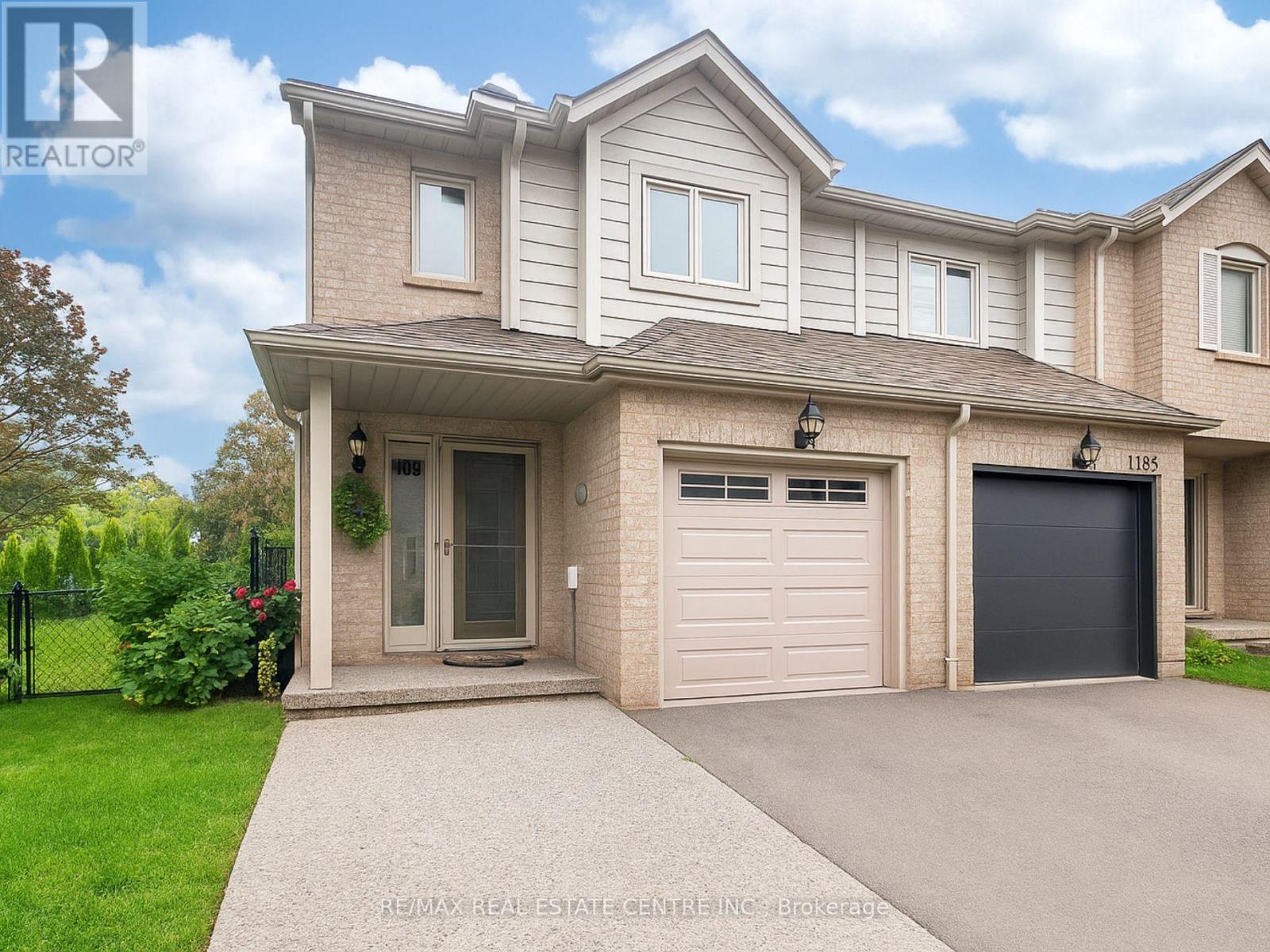 1126 Westview Ter S, Oakville, ON L6M 3M1