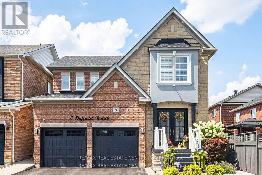 8 Duffield Rd, Brampton, ON L7A 2P4