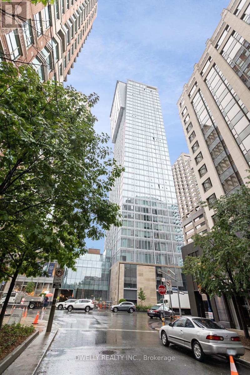 1805 188 Cumberland St, Toronto, ON M5R 0B6