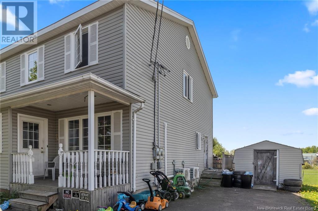 78 Palisade Dr, Moncton, NB E1A 5K2