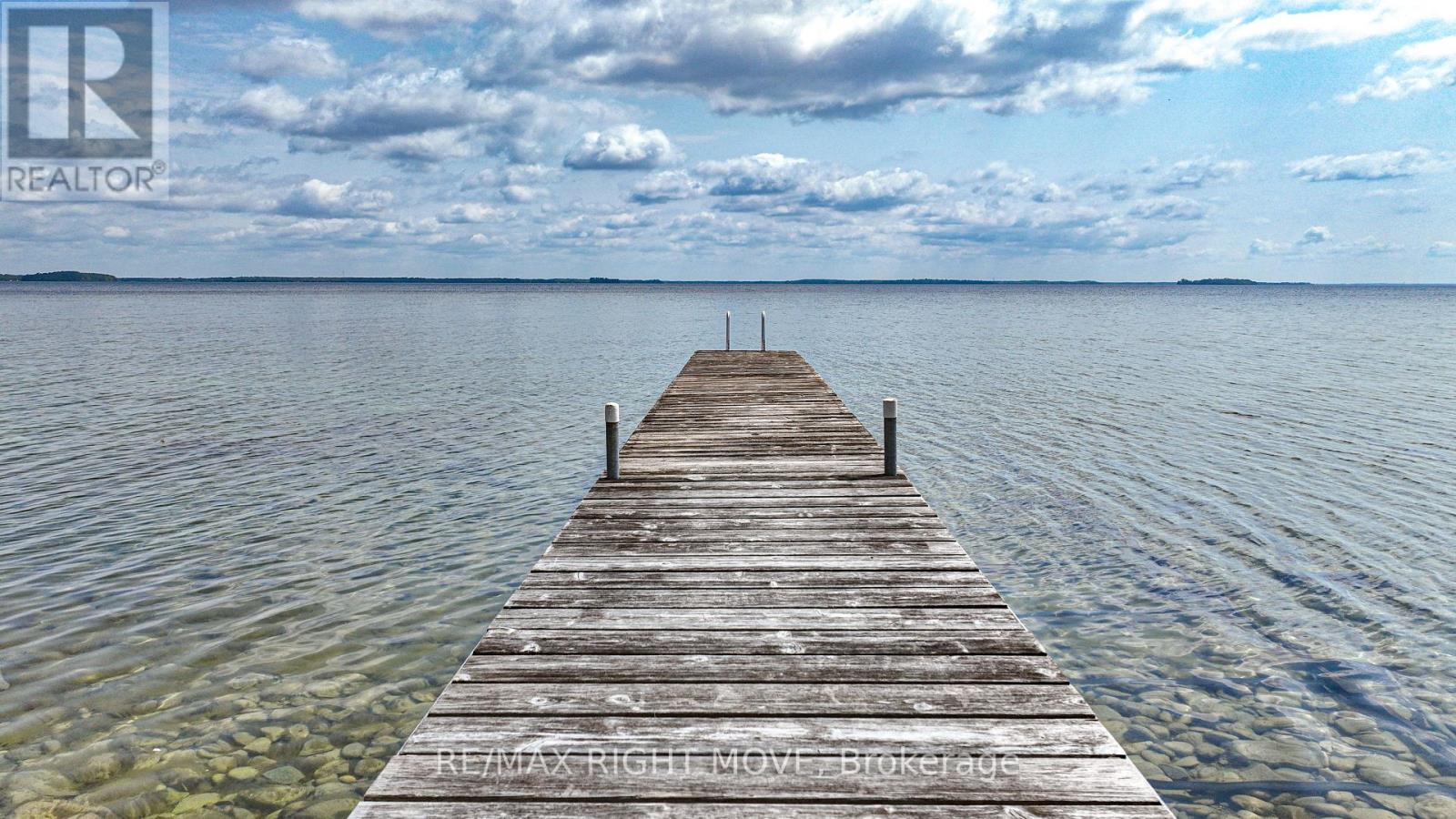 905 Woodland Dr, Oro-Medonte, ON L3V 6H1