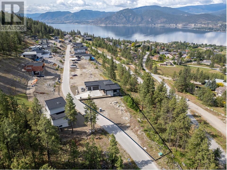 2975 Outlook Way, Naramata, BC V0H 1N1
