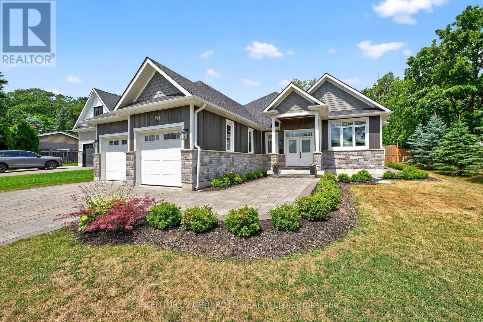 300 Shanty Bay Rd, Oro-medonte Shanty Bay, ON L4M 1E6