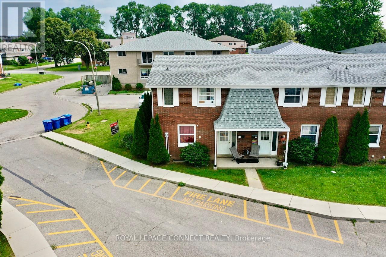 10 Orchard Pl, Chatham-kent, ON N7M 1A6