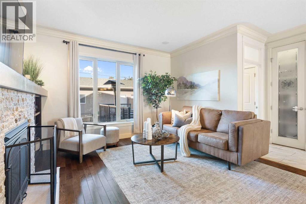 31 Avenue Sw Unit 2434, Calgary, AB T2T 1T8
