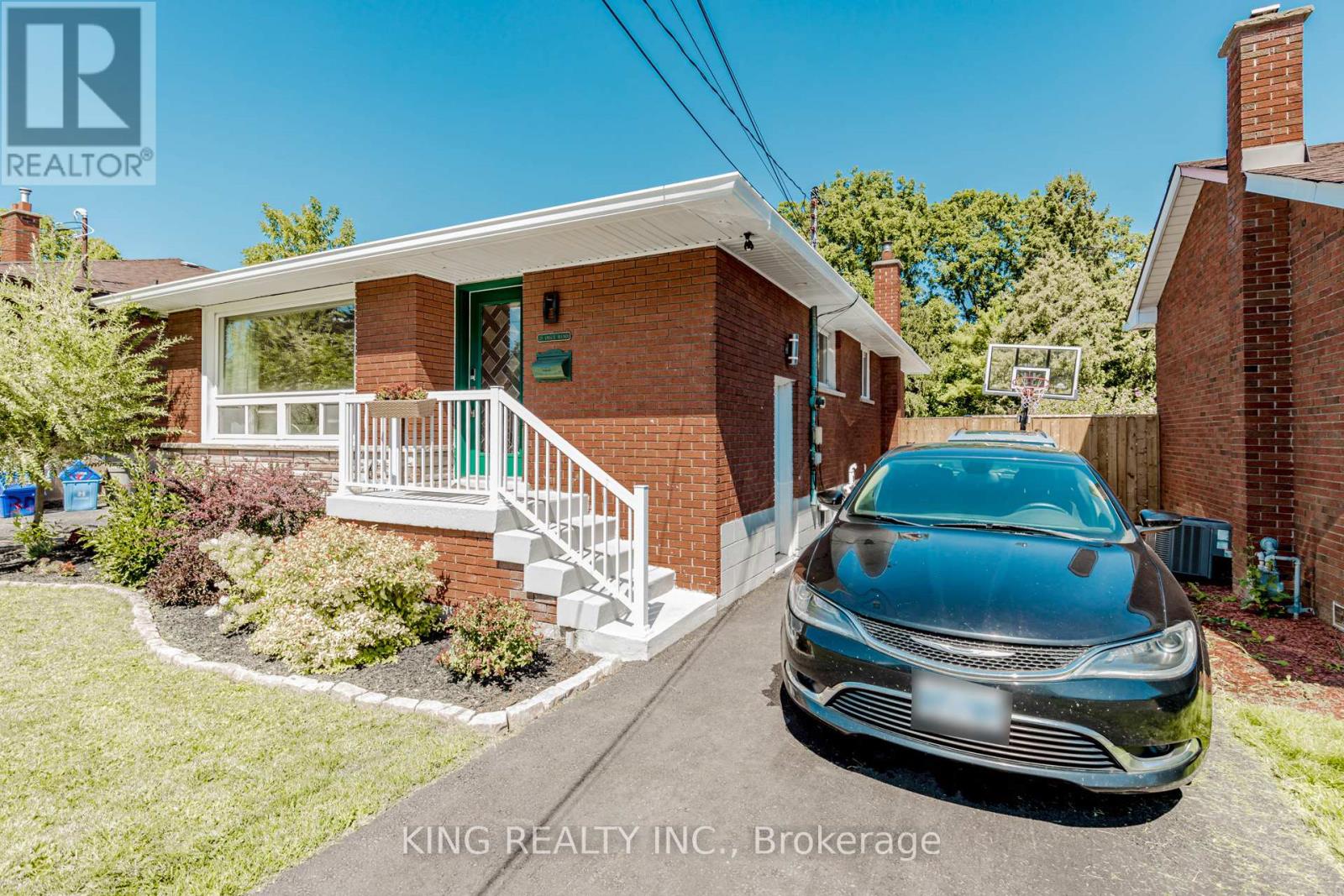 28 Ainslie Ave, Hamilton, ON L8S 2J6