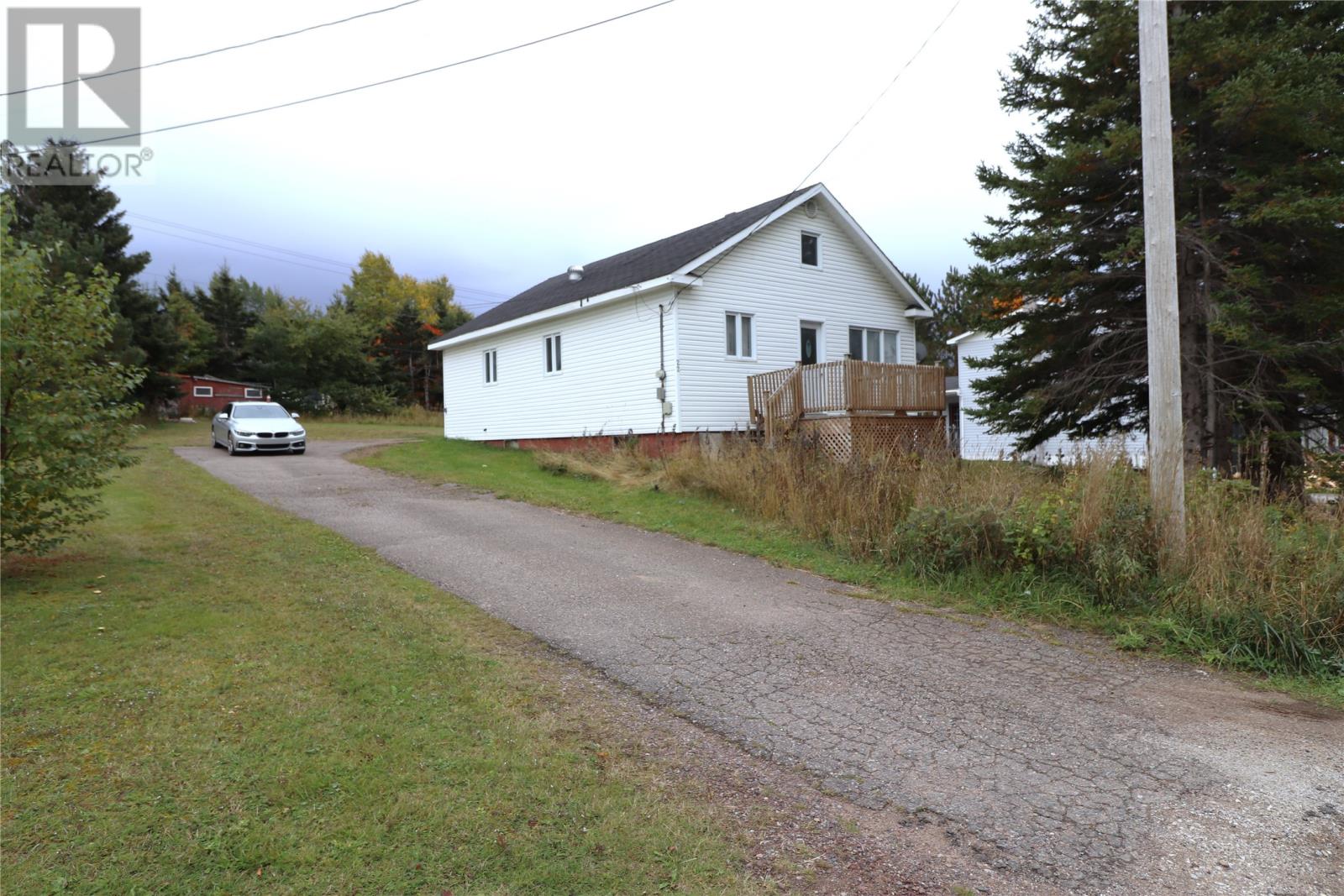22 Garden Rd, Deer Lake, NL A8A 1K6