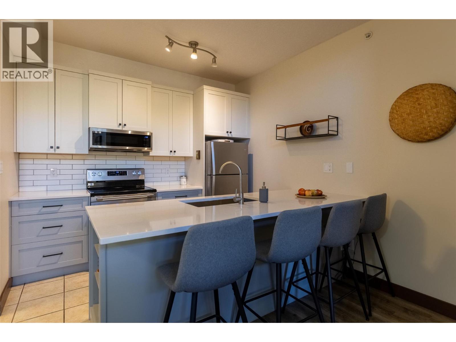 1500 Mcdonald Avenue Unit 416, Fernie, BC V0B 1M1