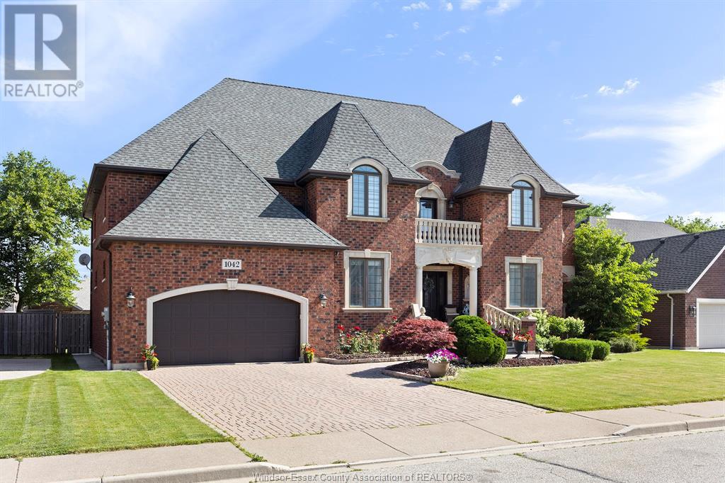 1042 Huntington Blvd, Lakeshore, ON N8L 0W2
