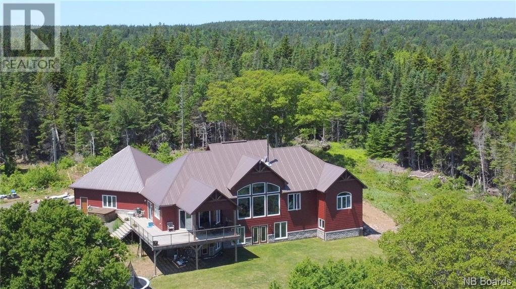 55 Bayview Hts, Grand Manan, NB E5G 1C1