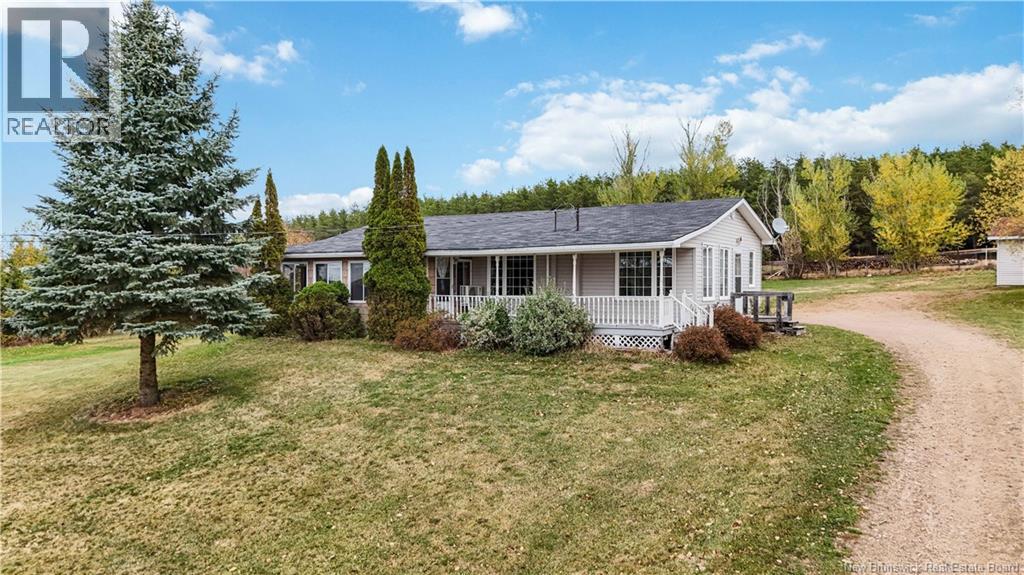 663 Principale Rd, Memramcook, NB E4K 2R8