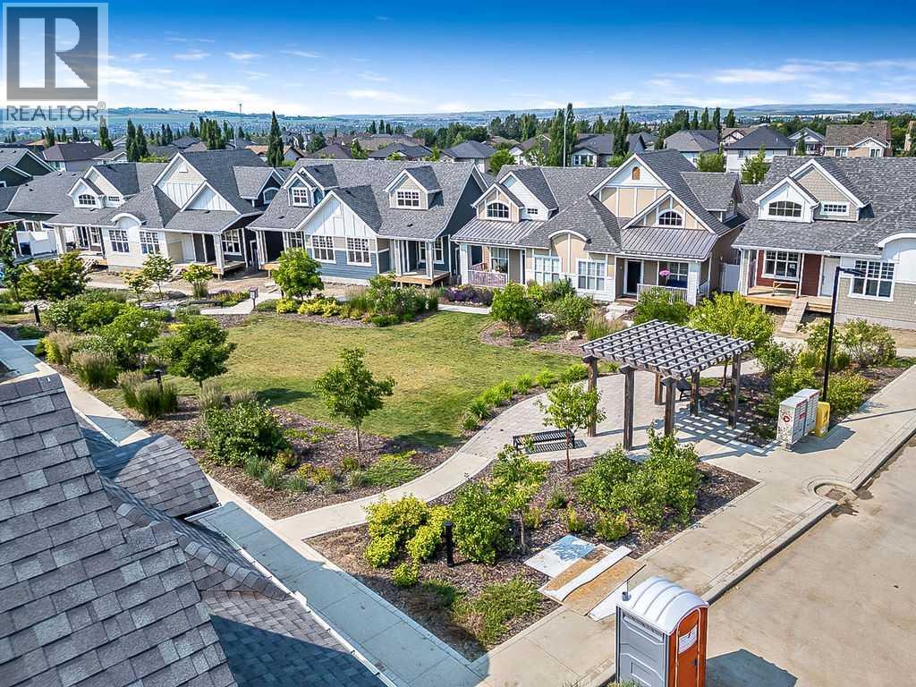 48 Drake Landing Sq, Okotoks, AB T1S 0R4